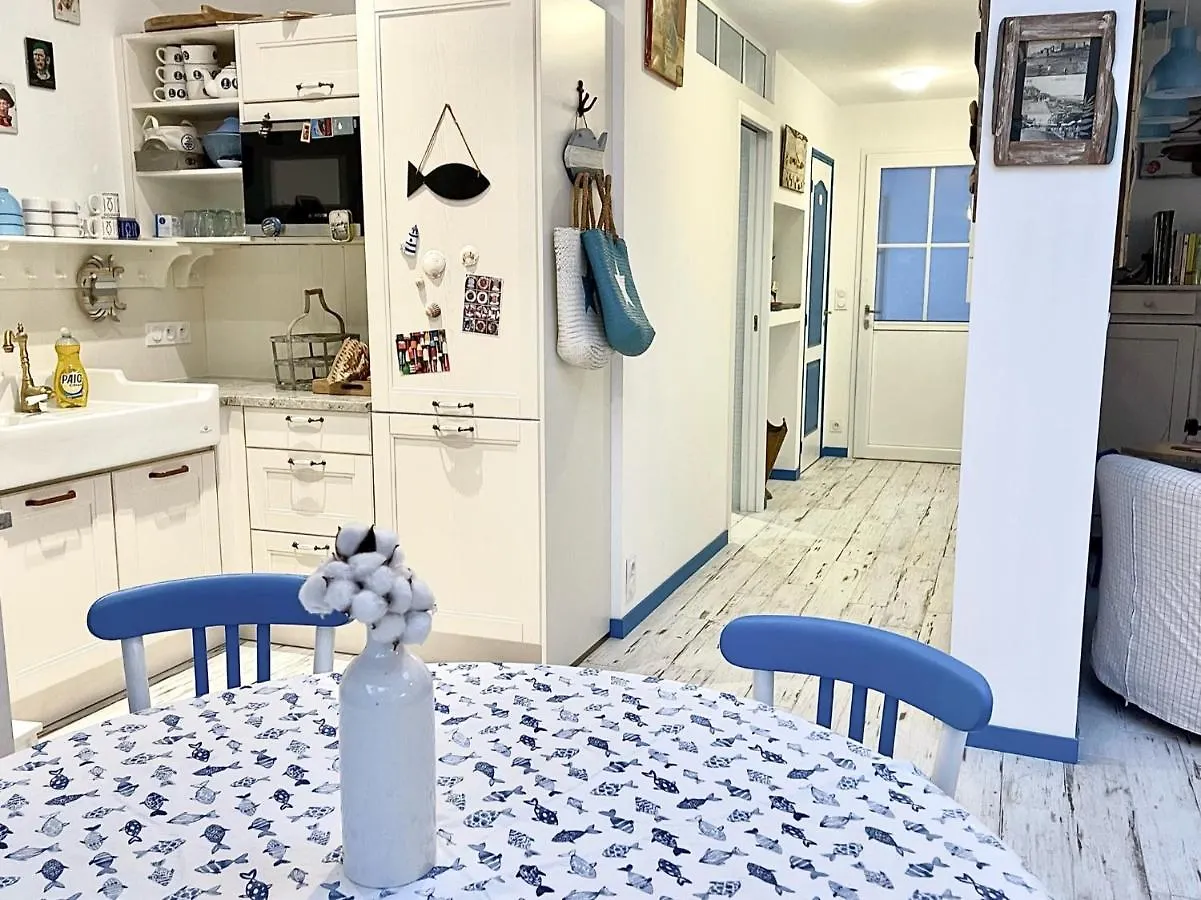 Petite Maison De Vacance Tres Proches De La Mer Saint-Malo 0*,  France